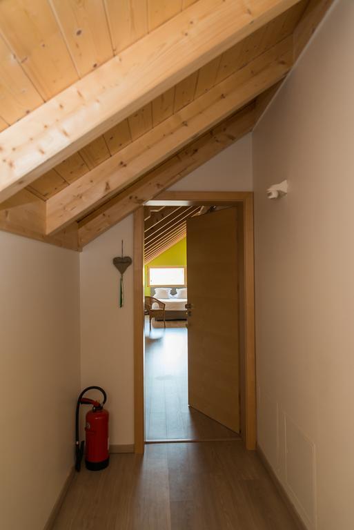 Bed and Breakfast Ame De La Terre Ruffey-lès-Échirey Habitación foto