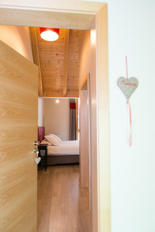 Bed and Breakfast Ame De La Terre Ruffey-lès-Échirey Habitación foto